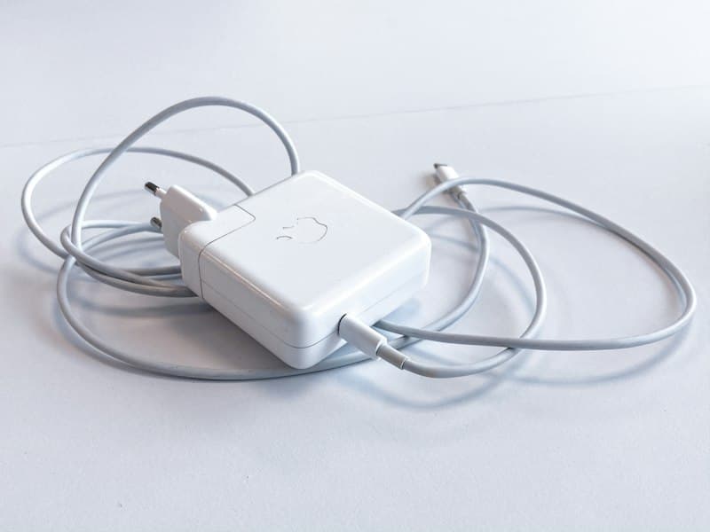 20,000mAh আল্ট্রা ফাস্ট চার্জিং পাওয়ার ব্যাংক